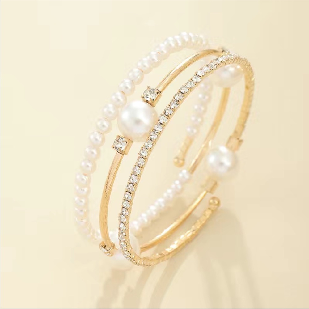 Gold Pearl & Rhinestone Bangle